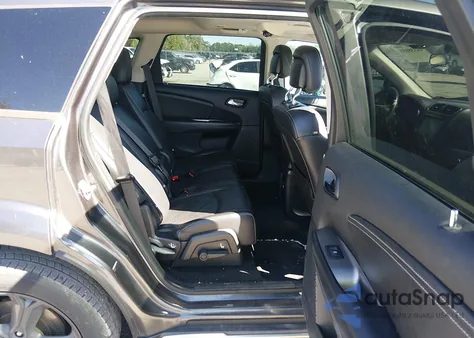 2018 Dodge Journey Crossroad Awd z USA, uszkodzony, nr VIN 3C4PDDGG7JT511190